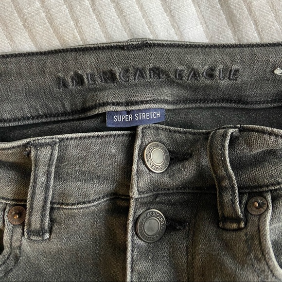 American Eagle High Waisted Crop Flare Black Jean - Picture 7 of 7